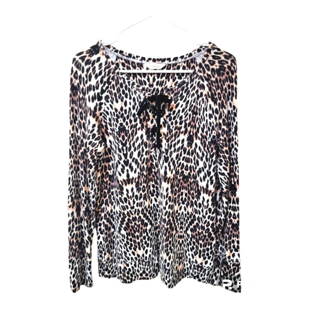Soma cheetah animal print  loungewear top Size M/L